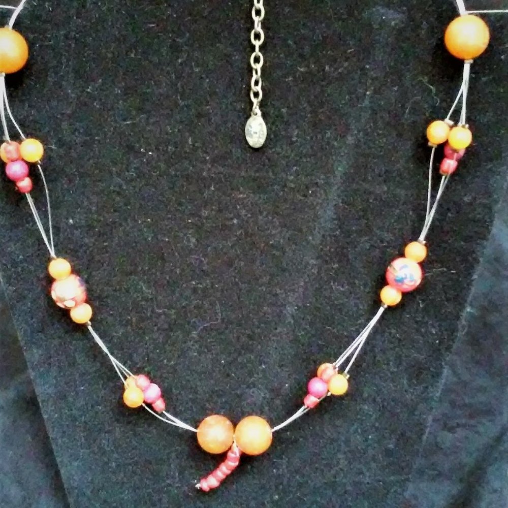 Necklace w Hand painted Beads